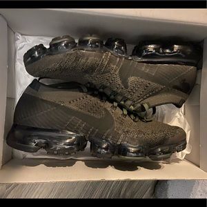 Size 11 Nike vapormax